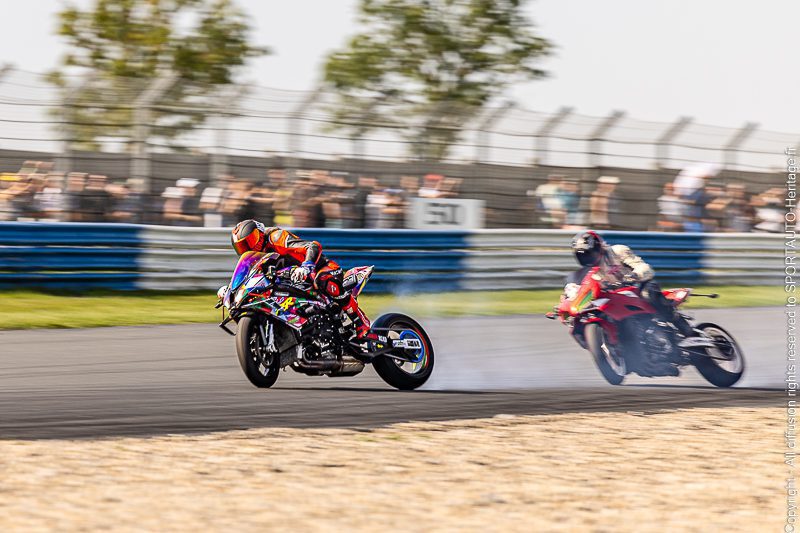 Hphoto.fr - 50 Ans de CROIX, MOTORS FESTIVAL - HVM Racing - Stunt Motos