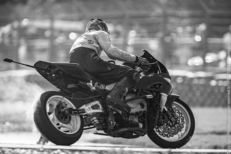 Hphoto.fr - 50 Ans de CROIX, MOTORS FESTIVAL - HVM Racing - Stunt Motos