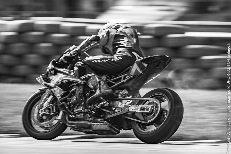 Hphoto.fr - 50 Ans de CROIX, MOTORS FESTIVAL - HVM Racing - Stunt Motos